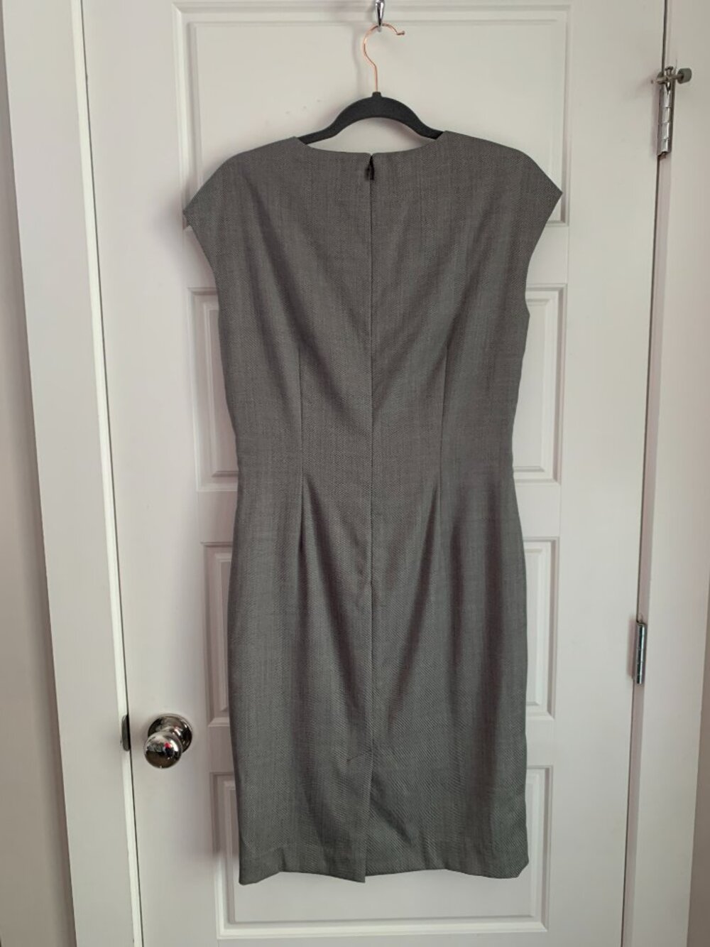 Lafayette 148 New York Virgin Wool Sheath Dress Gray Ruched Waist Career Size 8 - Picture 3 of 7
